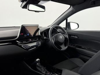 Toyota C-HR 2.0 VVT-h GPF Design SUV 5dr Petrol Hybrid CVT Euro 6 (s/s) (184