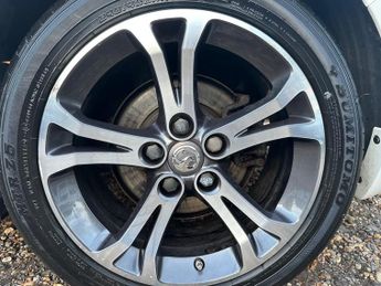 Vauxhall Insignia 1.8 16V Limited Edition Euro 5 5dr