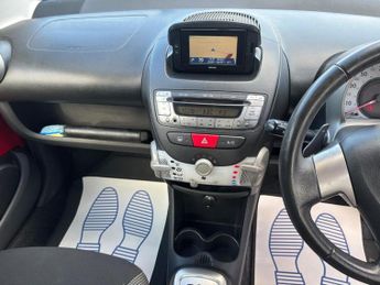 Toyota AYGO 1.0 VVT-i Move MultiMode Euro 5 5dr