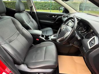 Nissan Qashqai 1.6 dCi Tekna XTRON 2WD Euro 6 (s/s) 5dr