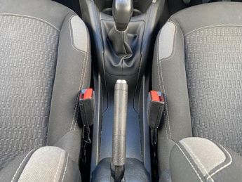 Peugeot 208 1.2 PureTech Active Euro 6 5dr