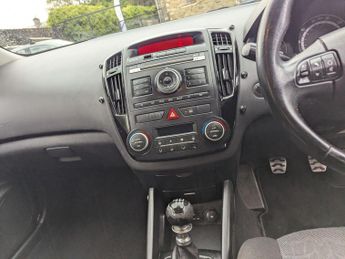 Kia Ceed 1.6 CRDi 3 Euro 4 5dr