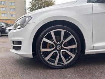 Volkswagen Golf 2.0 TDI BlueMotion Tech GT DSG Euro 5 (s/s) 5dr