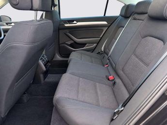 Volkswagen Passat 1.4 TSI SE Business DSG Euro 6 (s/s) 4dr