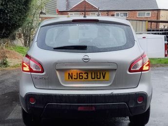 Nissan Qashqai 1.6 Acenta 2WD Euro 5 (s/s) 5dr