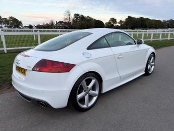 Audi TT 2.0 TFSI S line S Tronic Euro 5 (s/s) 3dr
