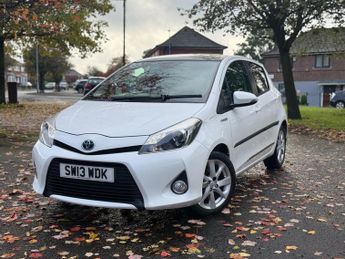 Toyota Yaris 1.5 VVT-h T Spirit Hatchback 5dr Petrol Hybrid CVT Euro 5 (101 p