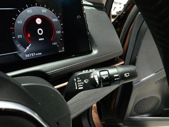 Nissan ARIYA 87kWh Advance Auto e-4ORCE 5dr 22kW Charger
