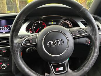 Audi A4 Avant 2.0 TDI S line Multitronic Euro 5 (s/s) 5dr