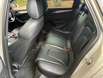 Audi A4 Avant 2.0 TDI S line Multitronic Euro 5 (s/s) 5dr