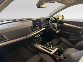 Audi Q5 2.0 TDI 40 Sport SUV 5dr Diesel S Tronic quattro Euro 6 (s/s) (2