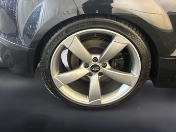Audi TT RS 2.5 TFSI Coupe 3dr Petrol S Tronic quattro Euro 5 (340 ps)