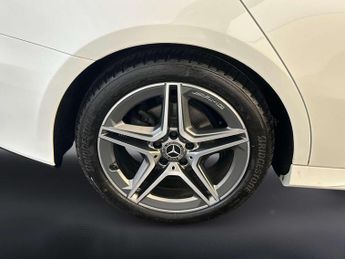 Mercedes-Benz A Class 1.5 A180d AMG Line Saloon 4dr Diesel 7G-DCT Euro 6 (s/s) (116 ps