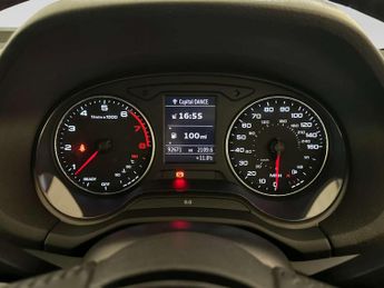 Audi Q2 1.5 TFSI CoD 35 Sport SUV 5dr Petrol Manual Euro 6 (s/s) (150 ps
