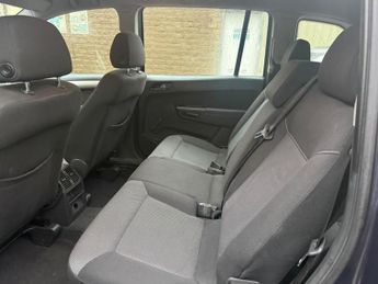 Vauxhall Zafira 1.9 CDTi Exclusiv Auto Euro 4 5dr