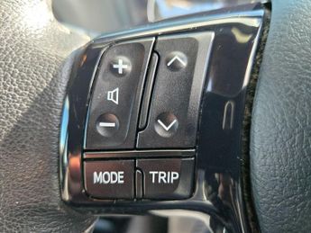 Toyota Yaris 1.5 VVT-i Icon Tech CVT Euro 6 5dr