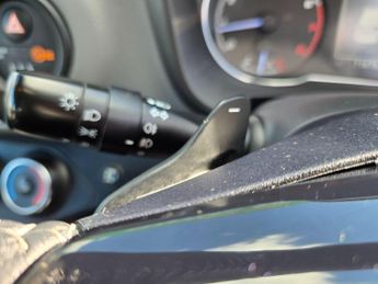 Toyota Yaris 1.5 VVT-i Icon Tech CVT Euro 6 5dr