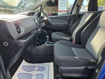 Toyota Yaris 1.5 VVT-i Icon Tech CVT Euro 6 5dr