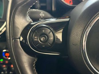 MINI Hatch 2.0 Cooper S Exclusive Hatchback 3dr Petrol Manual Euro 6 (s/s) 