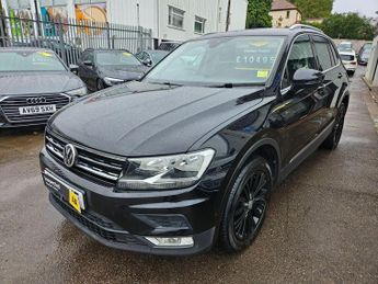 Volkswagen Tiguan 2.0 TDI BlueMotion Tech SE Navigation DSG 4Motion Euro 6 (s/s) 5
