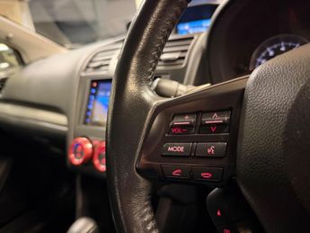 Subaru XV 2.0i Black Lineartronic 4WD Euro 5 (s/s) 5dr