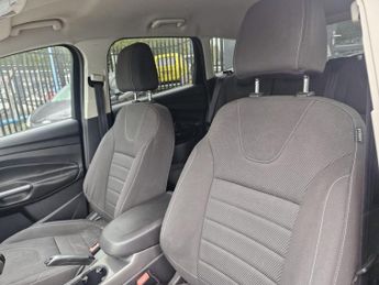 Ford Kuga 2.0 TDCi Zetec AWD Euro 5 5dr