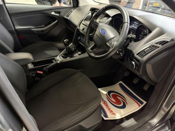 Ford Focus 1.0T EcoBoost Zetec Euro 6 (s/s) 5dr