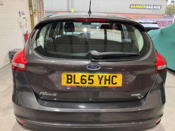 Ford Focus 1.0T EcoBoost Zetec Euro 6 (s/s) 5dr