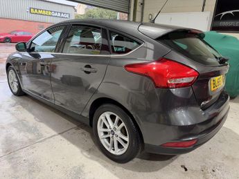 Ford Focus 1.0T EcoBoost Zetec Euro 6 (s/s) 5dr