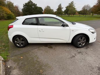 Kia ProCeed 1.4 Strike 3dr