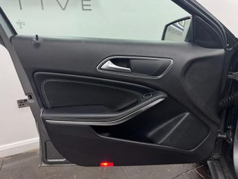 Mercedes-Benz GLA 2.1 GLA200d Sport (Executive) 7G-DCT Euro 6 (s/s) 5dr