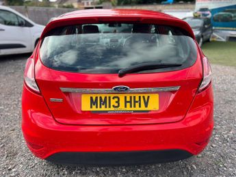 Ford Fiesta 1.0T EcoBoost Zetec Euro 5 (s/s) 5dr