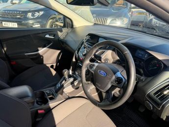 Ford Focus 1.6T EcoBoost Titanium Navigator Euro 5 (s/s) 5dr