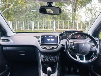 Peugeot 208 1.2 PureTech Allure Euro 6 5dr