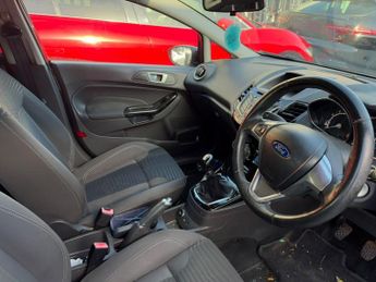 Ford Fiesta 1.0T EcoBoost Zetec Euro 5 (s/s) 5dr