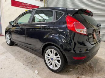 Ford Fiesta 1.0T EcoBoost Zetec Euro 5 (s/s) 5dr