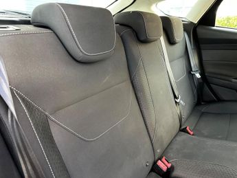 Ford Focus 1.5 TDCi Zetec Euro 6 (s/s) 5dr