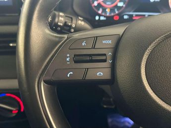 Hyundai BAYON 1.0 T-GDi MHEV SE Connect SUV 5dr Petrol Hybrid DCT Euro 6 (s/s)