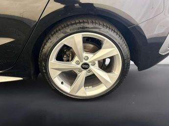 Audi A3 1.5 TFSI 35 S line Sportback 5dr Petrol S Tronic Euro 6 (s/s) (1