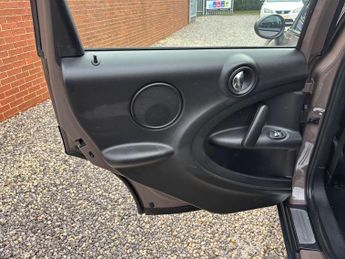 MINI Countryman 2.0 Cooper D Auto Euro 5 5dr