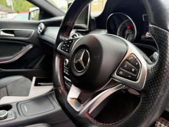 Mercedes-Benz CLA 2.1 CLA220d AMG Sport Coupe 7G-DCT Euro 6 (s/s) 4dr