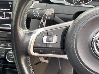 Volkswagen Golf 2.0 TDI BlueMotion Tech R-Line DSG Euro 6 (s/s) 5dr