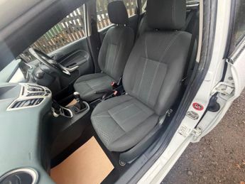 Ford Fiesta 1.25 Zetec 5dr
