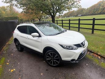 Nissan Qashqai 1.5 dCi Tekna 2WD Euro 5 (s/s) 5dr