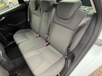 Ford Focus 1.0T EcoBoost Titanium Euro 5 (s/s) 5dr