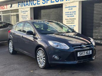 Ford Focus 1.0T EcoBoost Titanium X Euro 5 (s/s) 5dr