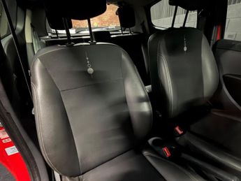 Renault Clio 1.2 Dynamique TomTom Euro 5 3dr