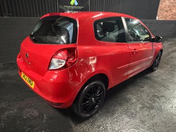 Renault Clio 1.2 Dynamique TomTom Euro 5 3dr