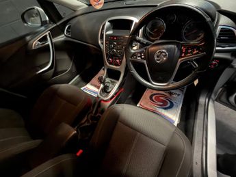 Vauxhall Astra 1.6 16v SRi Euro 5 5dr