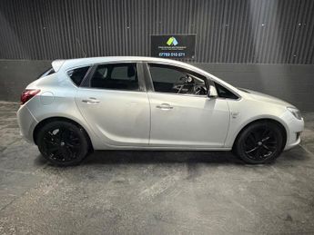Vauxhall Astra 1.6 16v SRi Euro 5 5dr